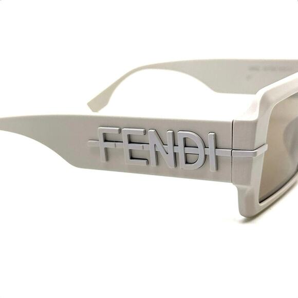 NEW!!! FENDI Sunglasses FE40073U 20E  Authentic main image 10